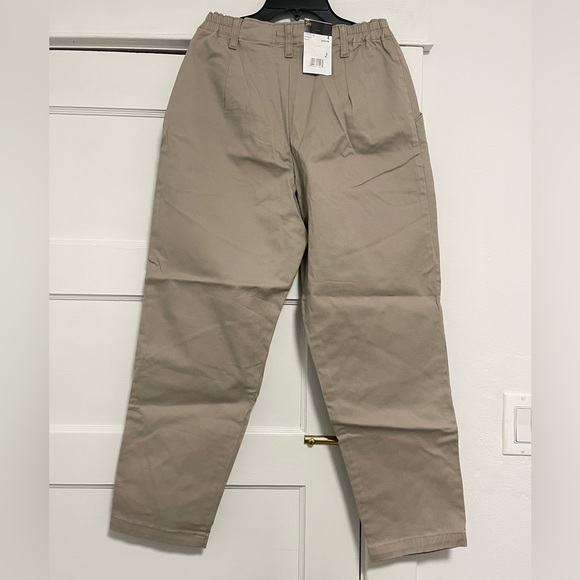 NWT Women’s Size 10 (30 X 29) Lee Tapered Leg Relaxed Fit Mid Rise Pants Tuape - Picture 3 of 10
